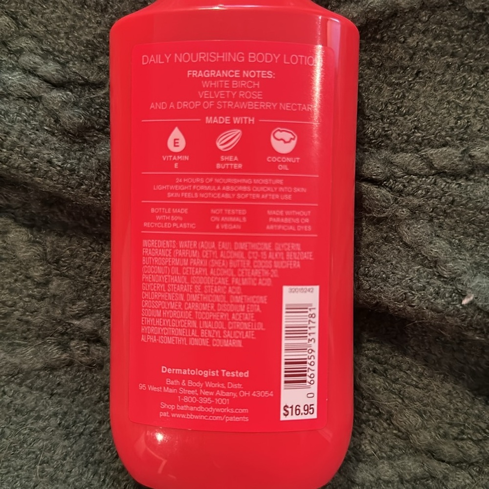Bath & Body Works You're the One Nourishing Lotion - Vibrant Red - Picture 3 of 3